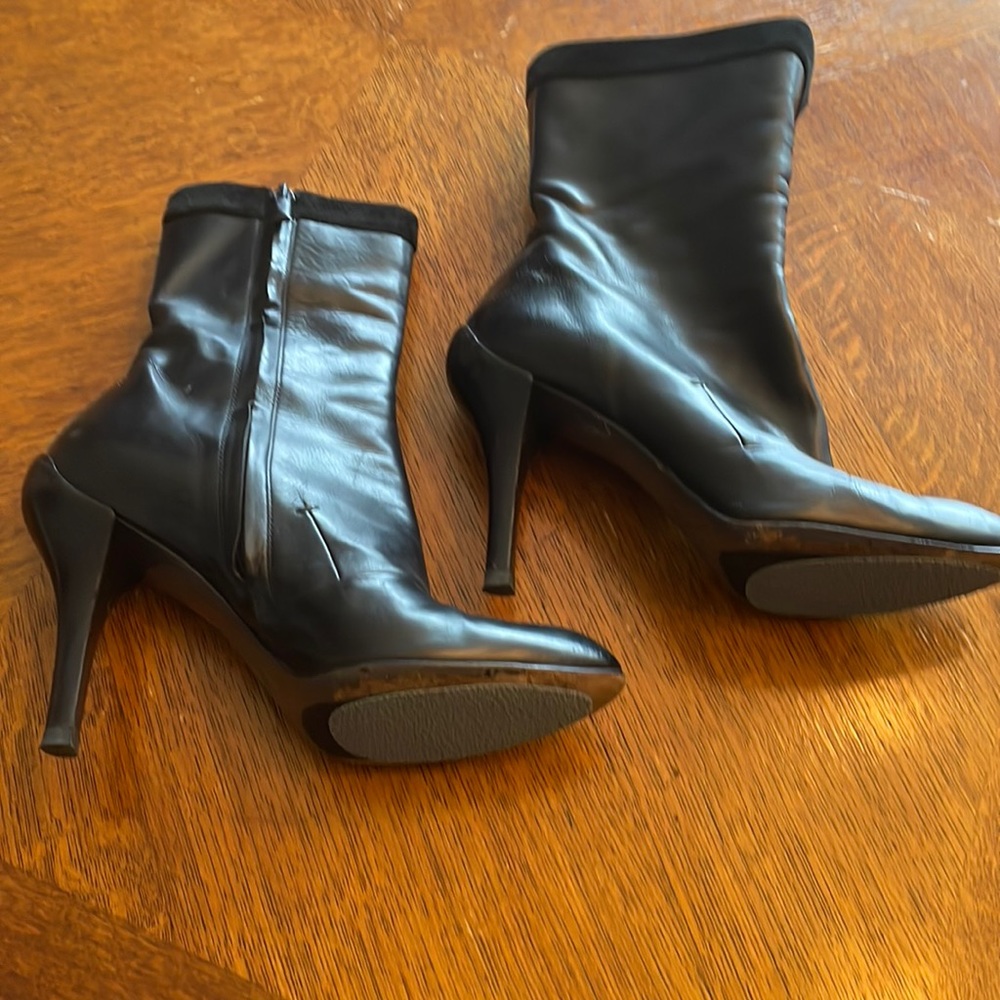 Costume National Shoe boot with Velvet trim EU 8. Gently Loved